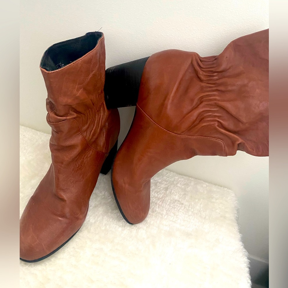Women's Cognac Leather Ankle Boots - Size 8.5